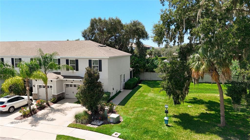 For Sale: $329,000 (3 beds, 2 baths, 1716 Square Feet)