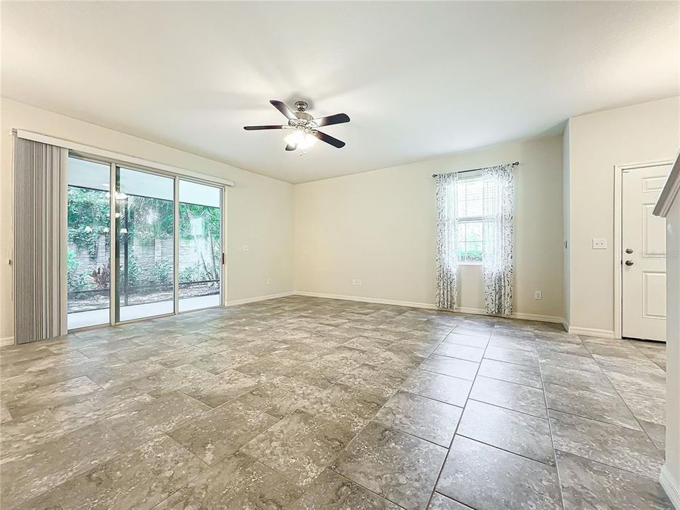 For Sale: $329,000 (3 beds, 2 baths, 1716 Square Feet)
