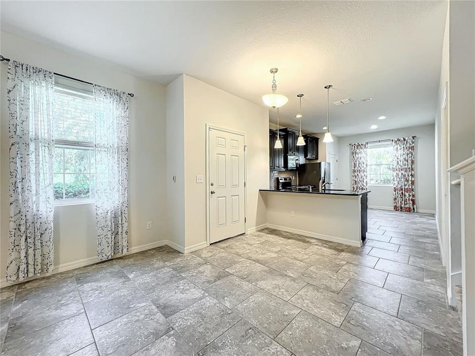 For Sale: $329,000 (3 beds, 2 baths, 1716 Square Feet)
