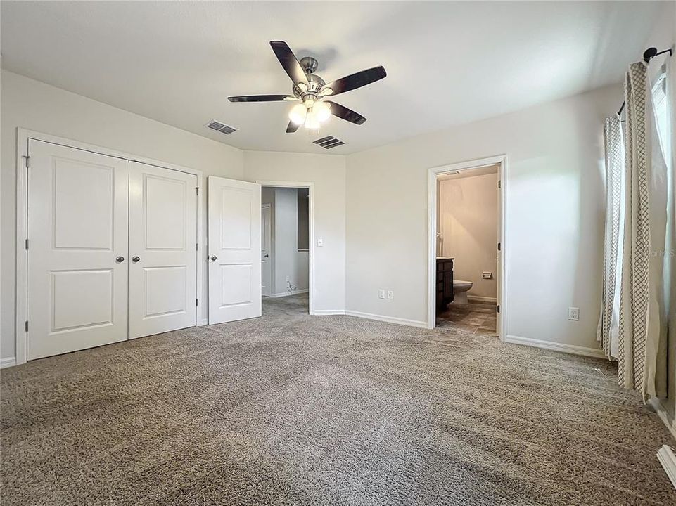 For Sale: $329,000 (3 beds, 2 baths, 1716 Square Feet)