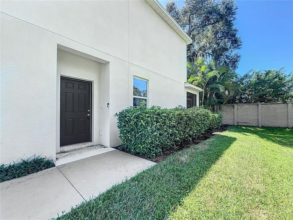 For Sale: $329,000 (3 beds, 2 baths, 1716 Square Feet)