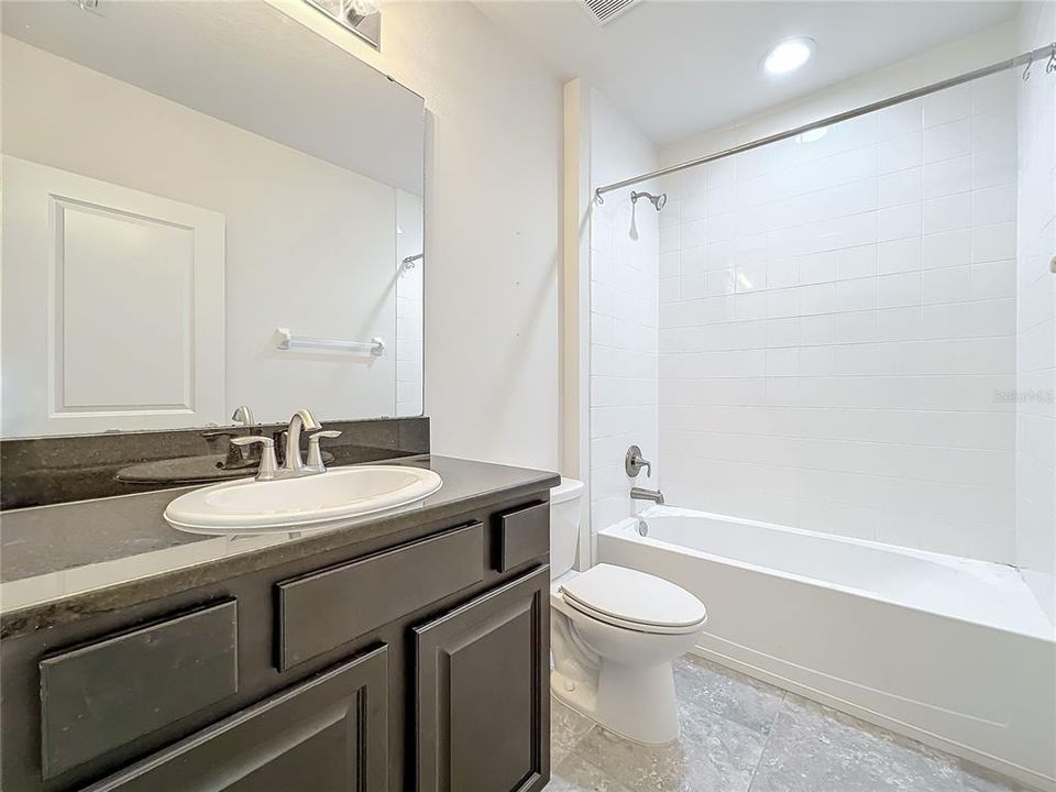 For Sale: $329,000 (3 beds, 2 baths, 1716 Square Feet)