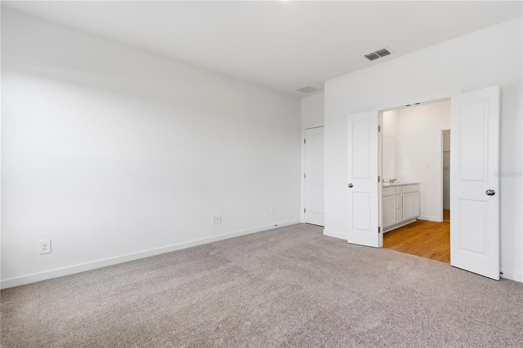 В аренду: $2,150 (3 спален, 2 ванн, 1580 Квадратных фут)