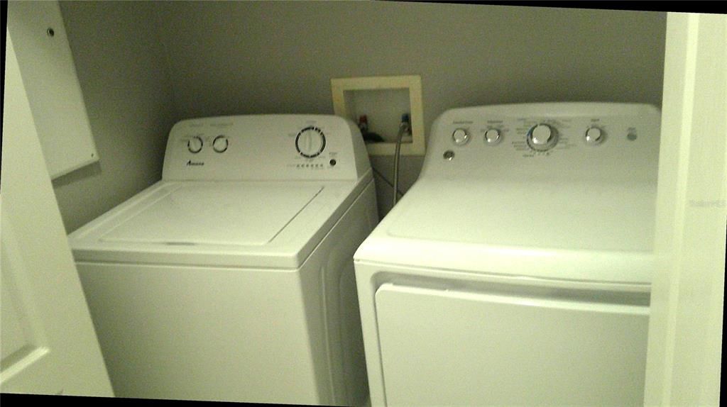 For Rent: $1,950 (3 beds, 2 baths, 1383 Square Feet)