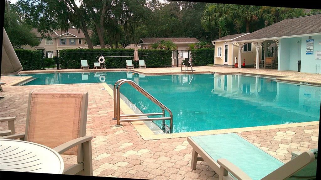 For Rent: $1,950 (3 beds, 2 baths, 1383 Square Feet)