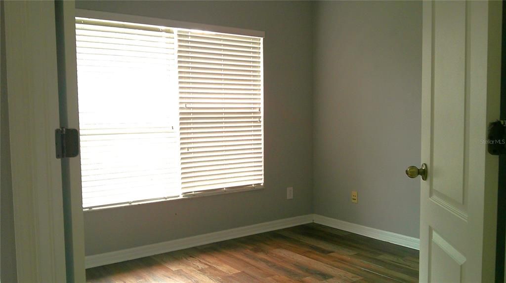 For Rent: $1,950 (3 beds, 2 baths, 1383 Square Feet)