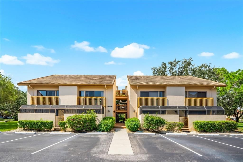 For Sale: $350,000 (3 beds, 2 baths, 1494 Square Feet)