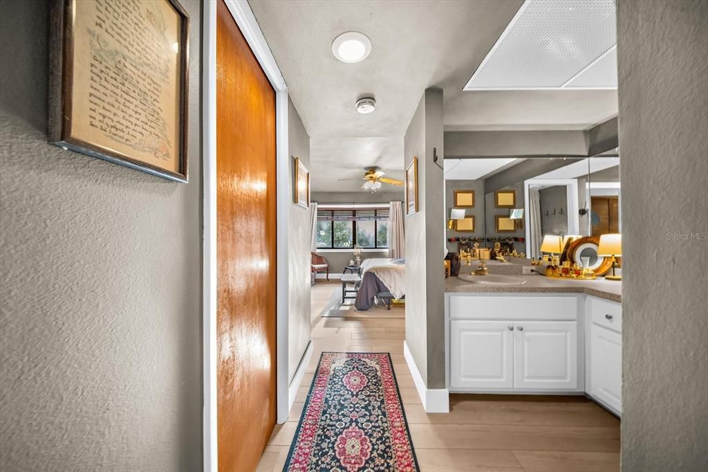 For Sale: $350,000 (3 beds, 2 baths, 1494 Square Feet)