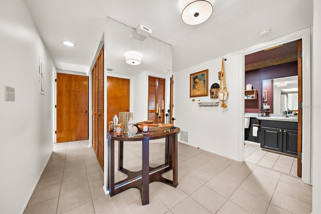 For Sale: $350,000 (3 beds, 2 baths, 1494 Square Feet)