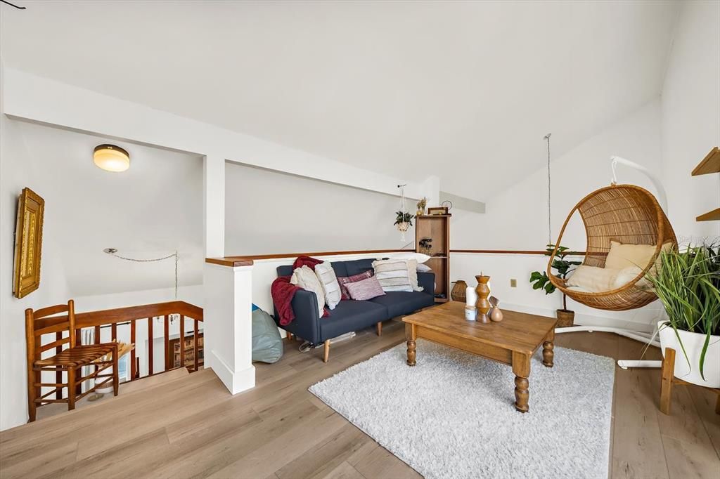 For Sale: $350,000 (3 beds, 2 baths, 1494 Square Feet)