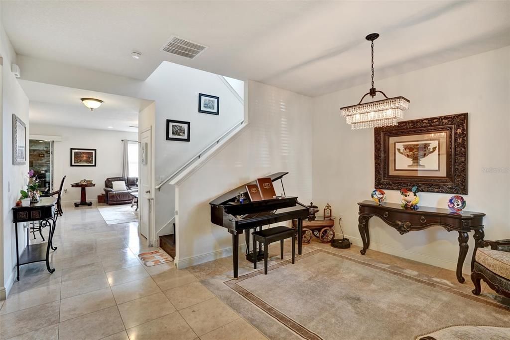En Venta: $610,000 (5 camas, 2 baños, 2668 Pies cuadrados)
