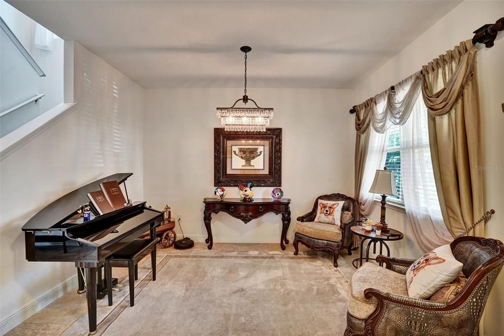 En Venta: $610,000 (5 camas, 2 baños, 2668 Pies cuadrados)