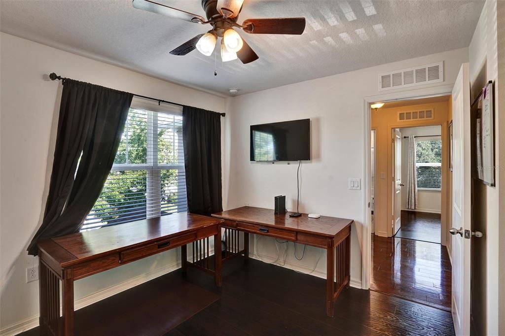 En Venta: $610,000 (5 camas, 2 baños, 2668 Pies cuadrados)
