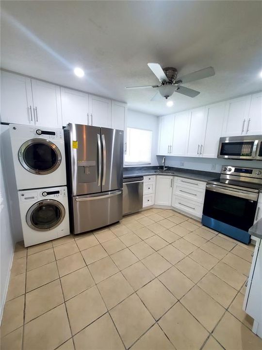 En Renta: $1,750 (2 camas, 1 baños, 820 Pies cuadrados)