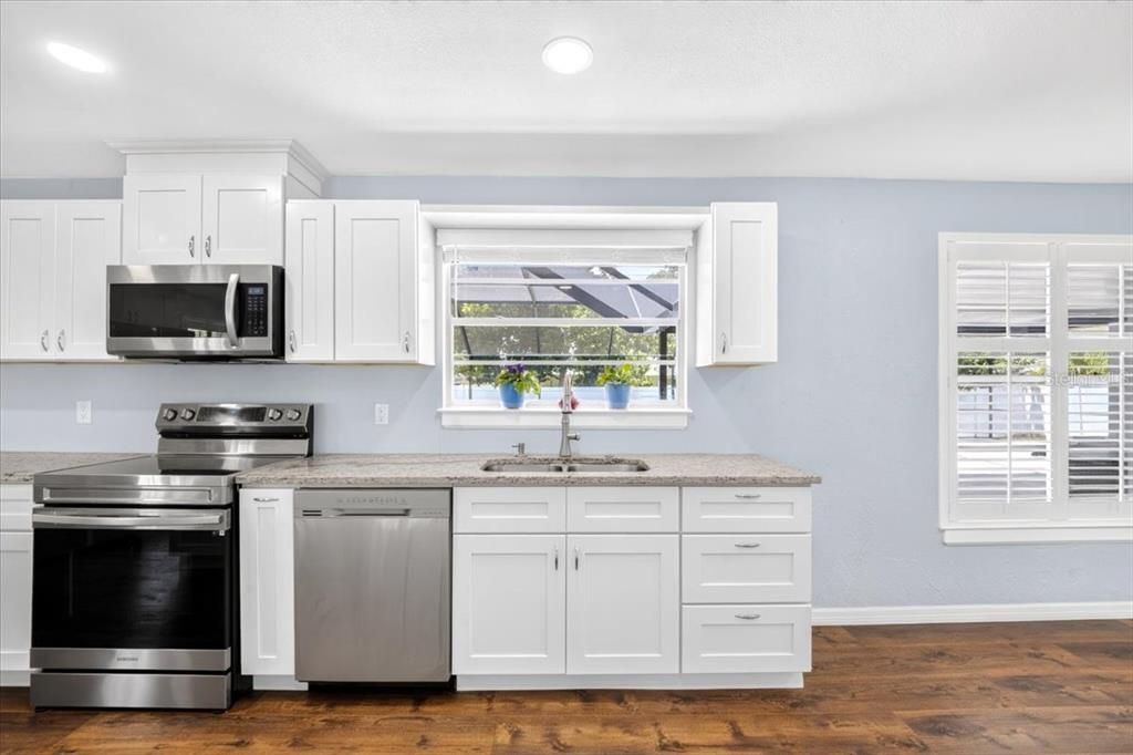 For Sale: $445,000 (3 beds, 2 baths, 1664 Square Feet)