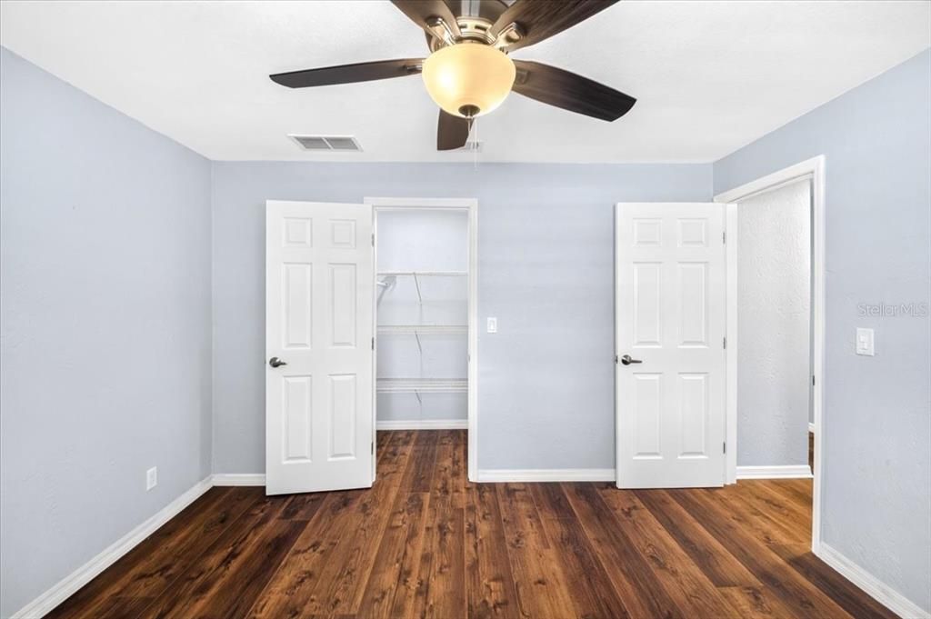 For Sale: $445,000 (3 beds, 2 baths, 1664 Square Feet)
