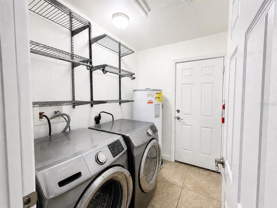 En Venta: $490,000 (3 camas, 2 baños, 1769 Pies cuadrados)