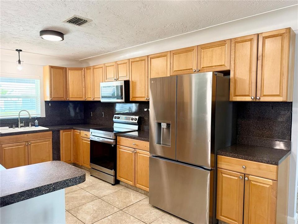 En Venta: $490,000 (3 camas, 2 baños, 1769 Pies cuadrados)