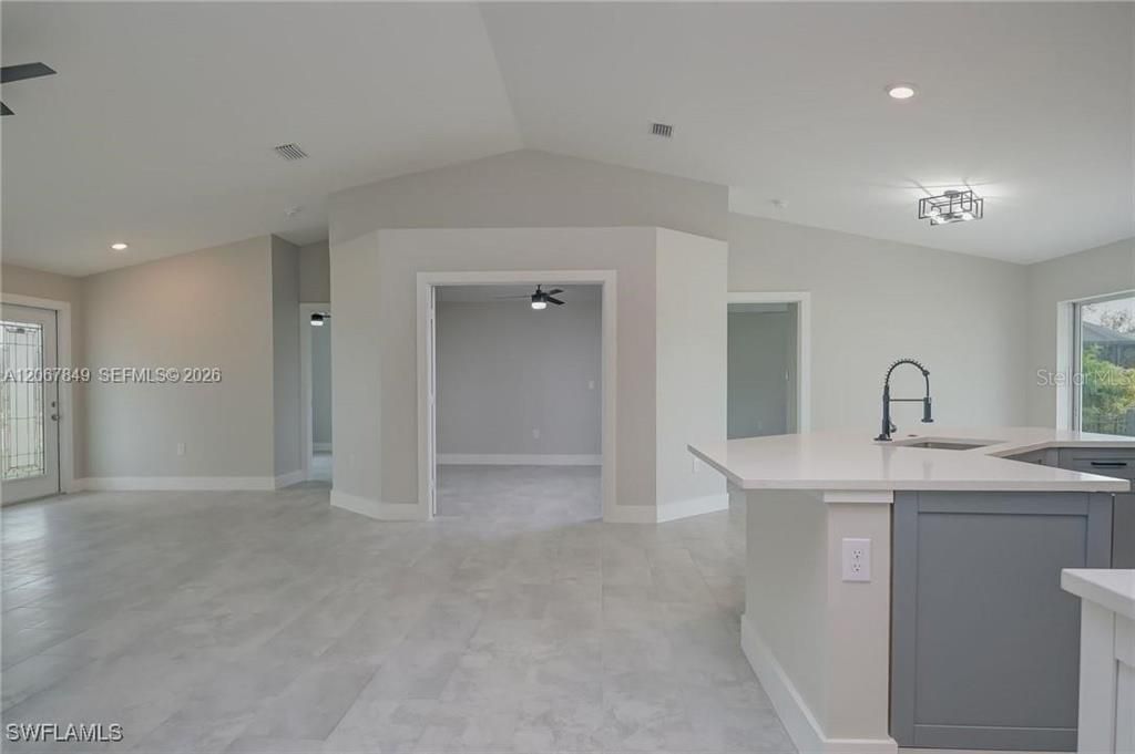 For Sale: $350,000 (3 beds, 2 baths, 1785 Square Feet)
