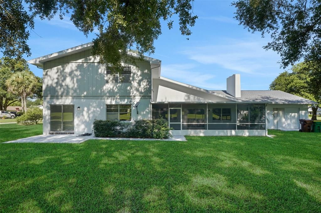 For Sale: $425,000 (4 beds, 2 baths, 2350 Square Feet)