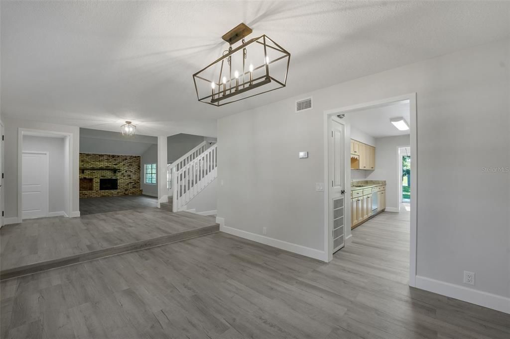 For Sale: $425,000 (4 beds, 2 baths, 2350 Square Feet)