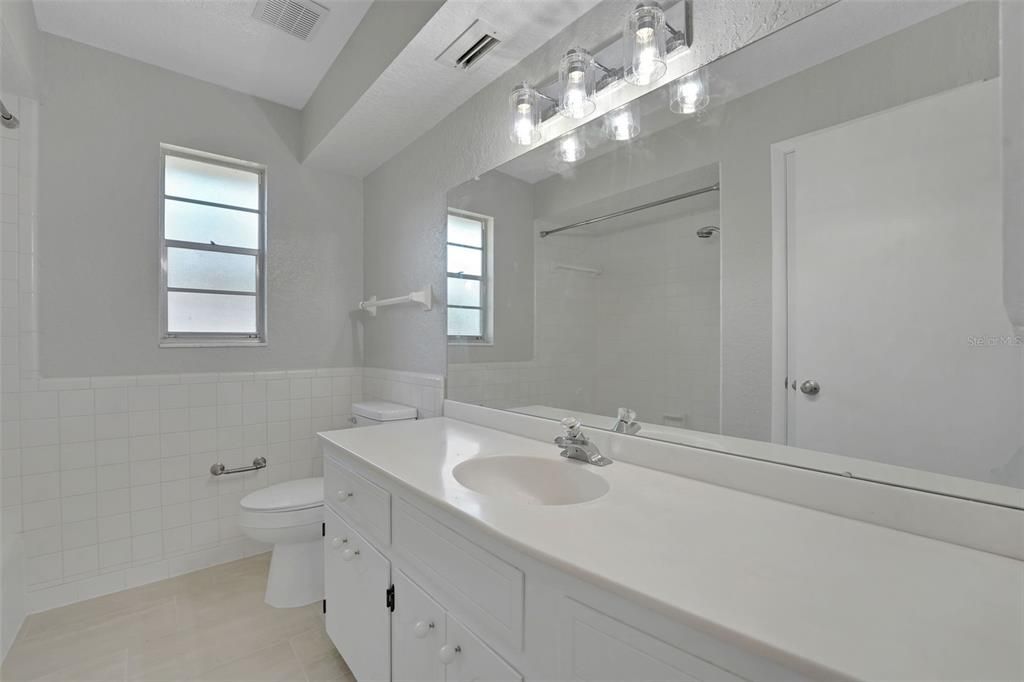 For Sale: $425,000 (4 beds, 2 baths, 2350 Square Feet)