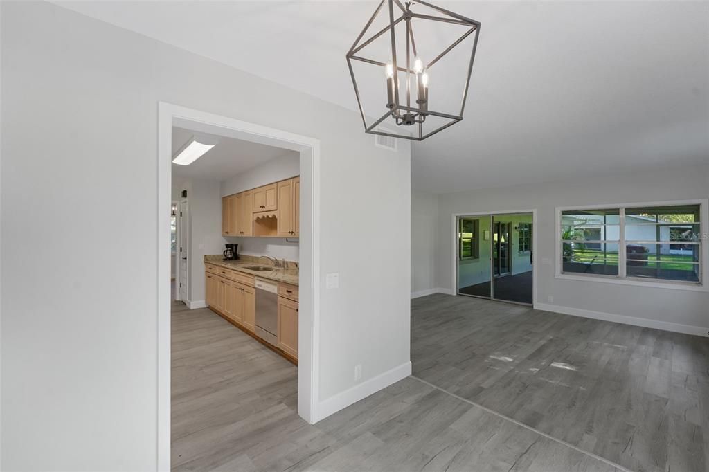 For Sale: $425,000 (4 beds, 2 baths, 2350 Square Feet)
