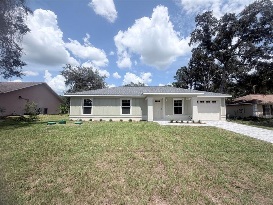 For Rent: $1,700 (3 beds, 2 baths, 1138 Square Feet)