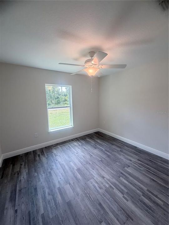 For Rent: $1,700 (3 beds, 2 baths, 1138 Square Feet)
