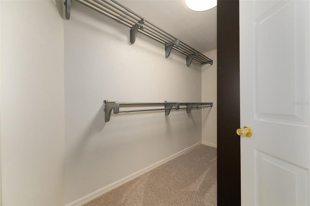 For Sale: $370,000 (3 beds, 2 baths, 1367 Square Feet)