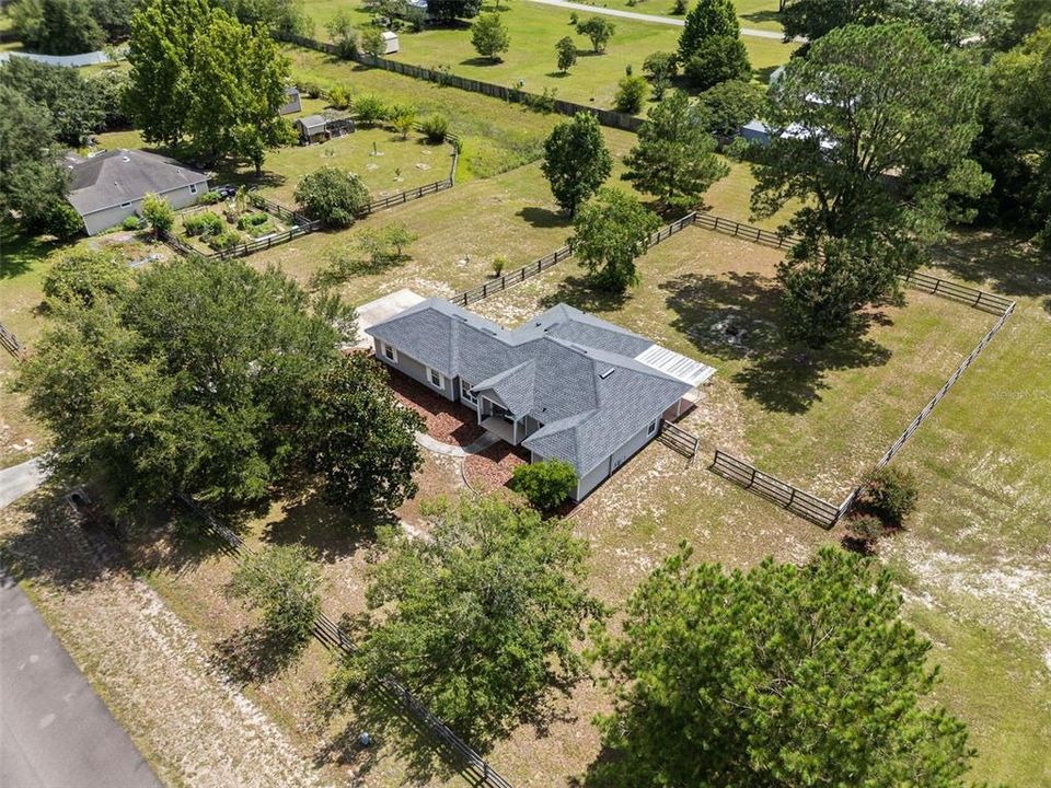For Sale: $370,000 (3 beds, 2 baths, 1367 Square Feet)