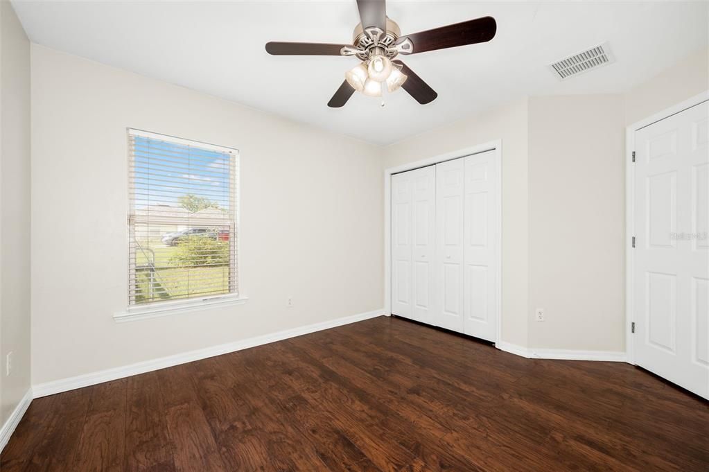 For Sale: $370,000 (3 beds, 2 baths, 1367 Square Feet)