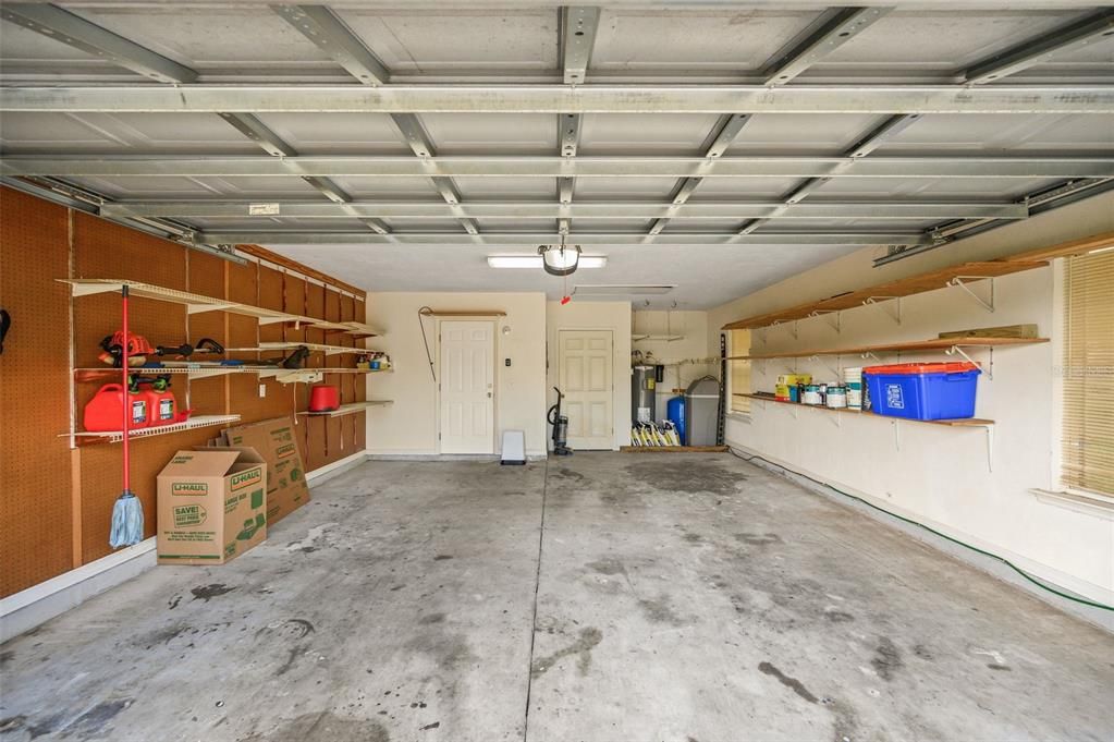 For Sale: $370,000 (3 beds, 2 baths, 1367 Square Feet)