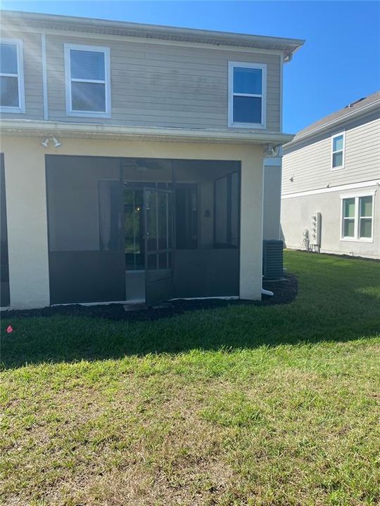 For Rent: $2,350 (3 beds, 2 baths, 1472 Square Feet)