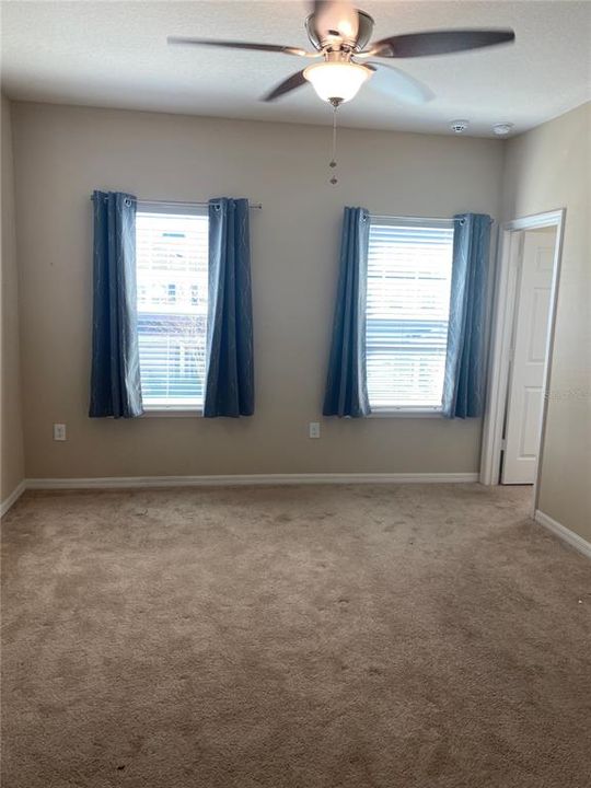 For Rent: $2,350 (3 beds, 2 baths, 1472 Square Feet)
