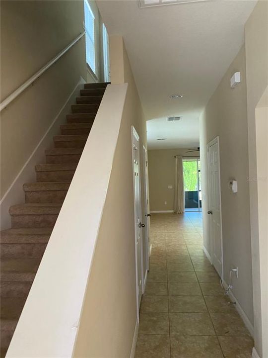 For Rent: $2,350 (3 beds, 2 baths, 1472 Square Feet)