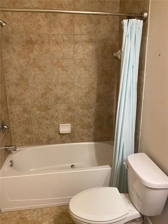 For Rent: $2,350 (3 beds, 2 baths, 1472 Square Feet)