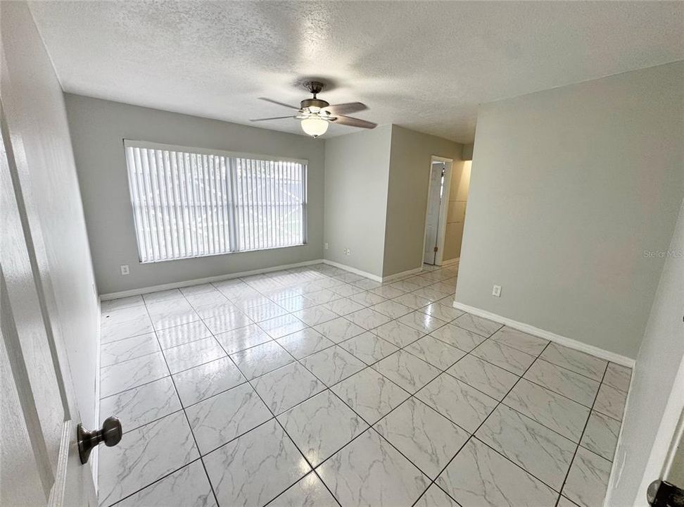 For Sale: $399,900 (3 beds, 2 baths, 1441 Square Feet)