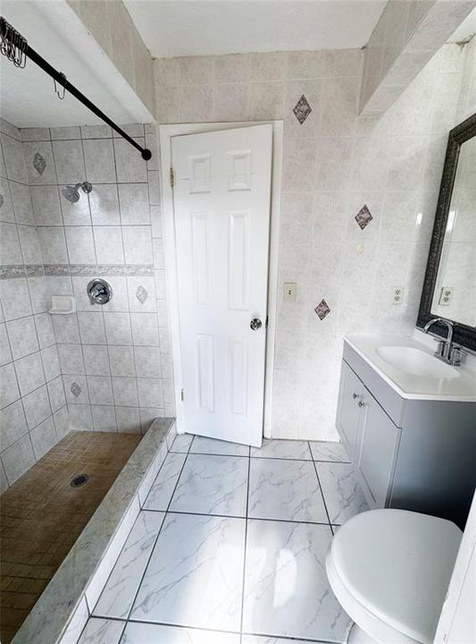 For Sale: $399,900 (3 beds, 2 baths, 1441 Square Feet)