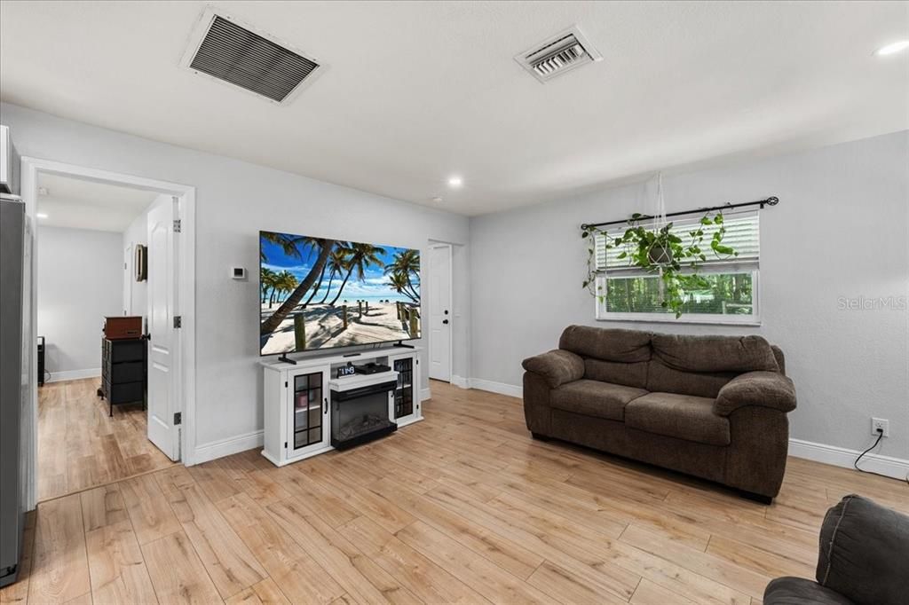 For Sale: $509,000 (4 beds, 3 baths, 2948 Square Feet)