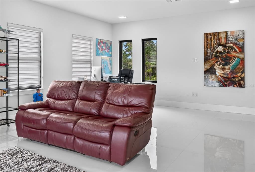 En Venta: $1,299,000 (5 camas, 6 baños, 3954 Pies cuadrados)
