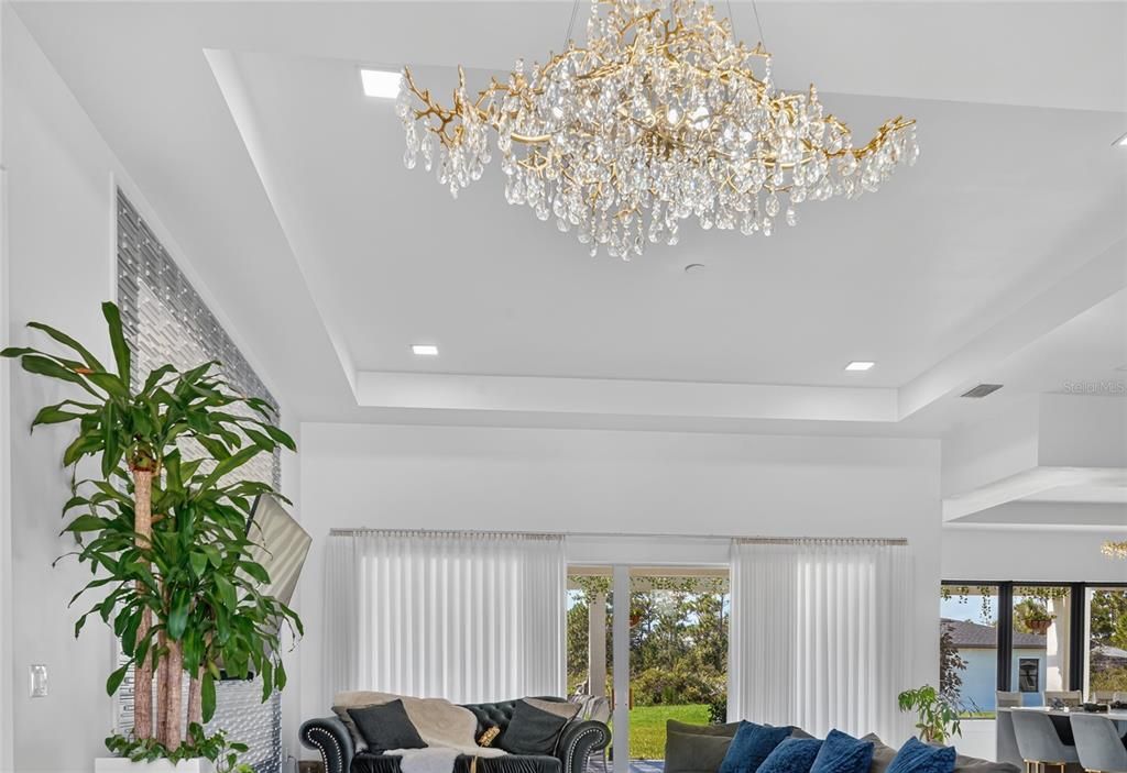 En Venta: $1,299,000 (5 camas, 6 baños, 3954 Pies cuadrados)