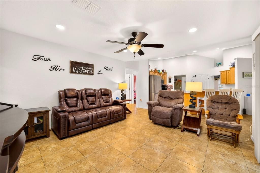 For Sale: $369,900 (3 beds, 2 baths, 2015 Square Feet)