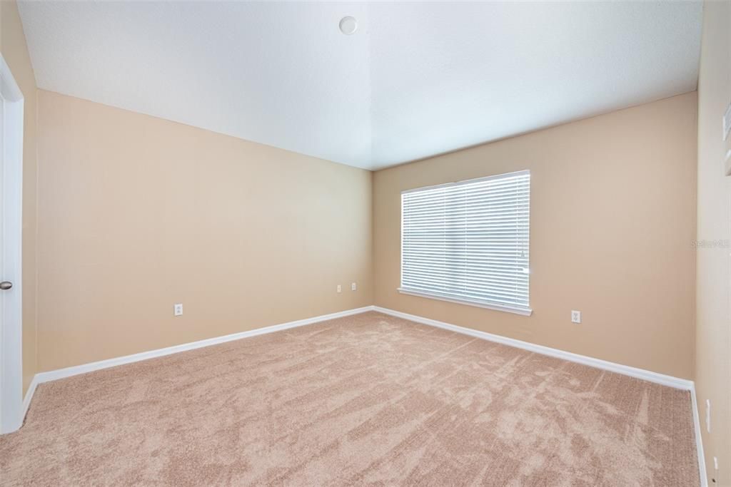 For Rent: $1,950 (2 beds, 2 baths, 1298 Square Feet)