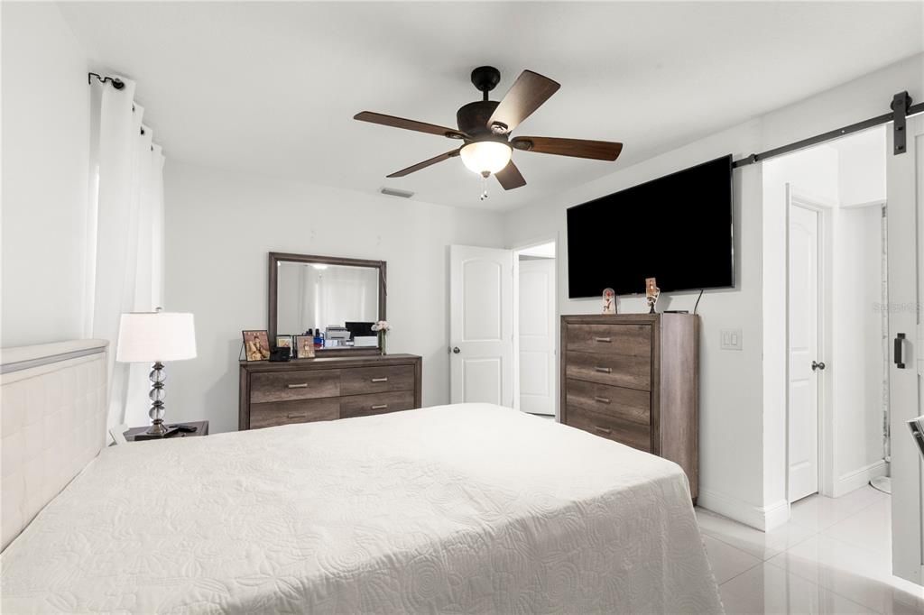 For Sale: $529,900 (3 beds, 2 baths, 1536 Square Feet)