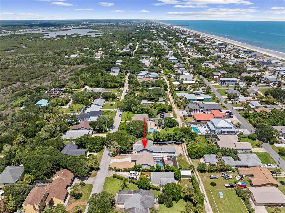 For Sale: $589,000 (3 beds, 2 baths, 1186 Square Feet)