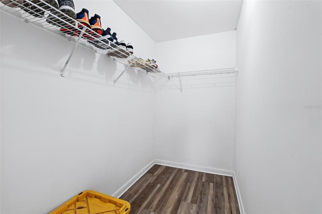 For Sale: $589,000 (3 beds, 2 baths, 1186 Square Feet)