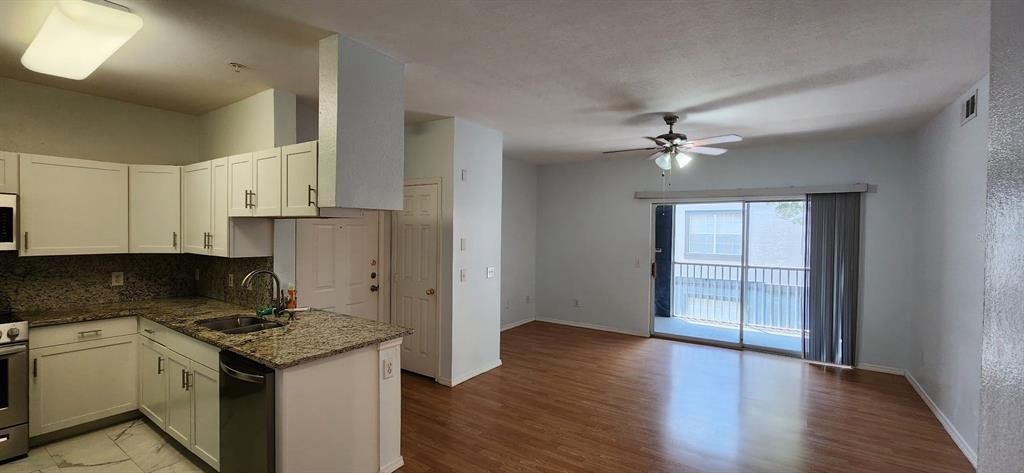 For Rent: $1,550 (2 beds, 2 baths, 1115 Square Feet)