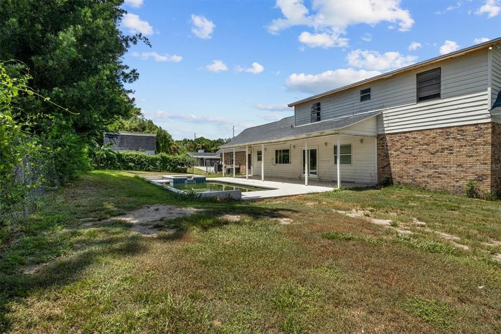 En Venta: $445,000 (4 camas, 2 baños, 2589 Pies cuadrados)