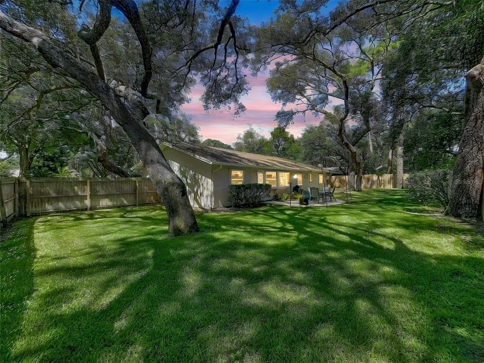 En Venta: $439,950 (4 camas, 2 baños, 1850 Pies cuadrados)